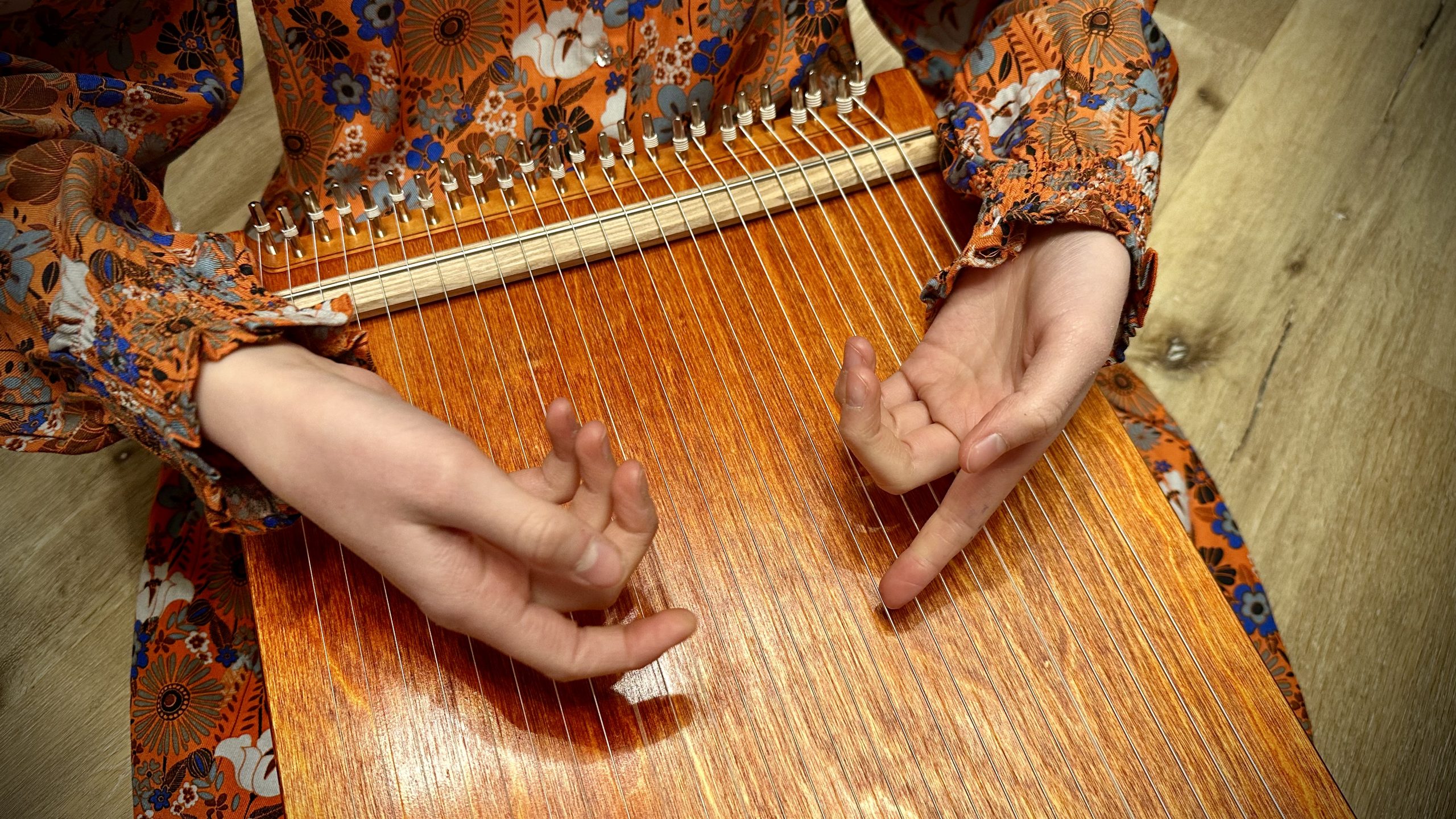 Zauberharfe in der tingeli Musikwerkstatt